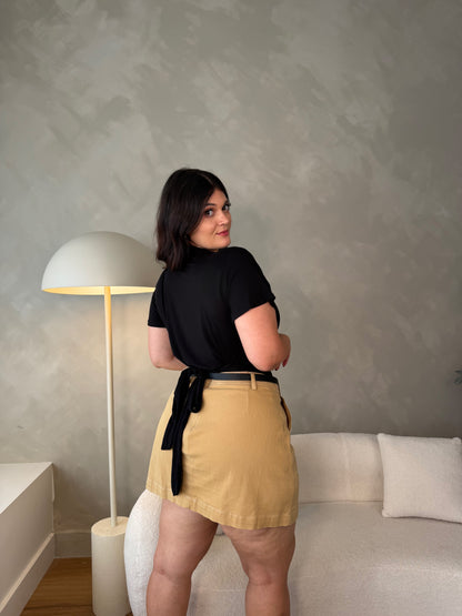 Mila Flutter Sleeve Top - Black