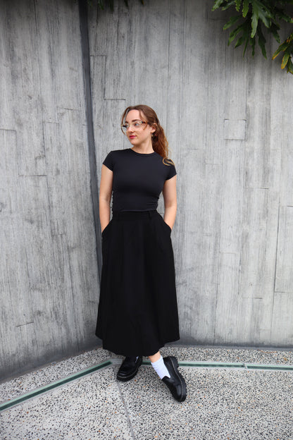 Business Class Skirt - Black