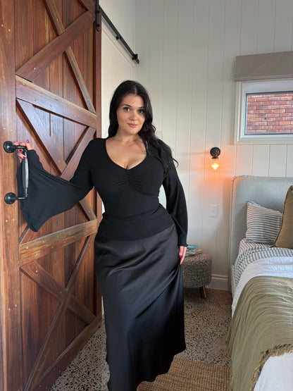 Miranda Bell Sleeve - Black