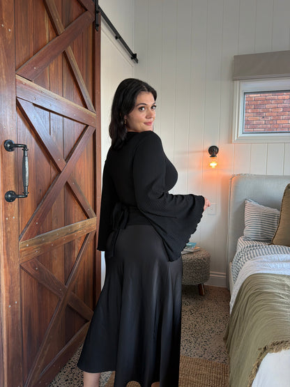 Miranda Bell Sleeve - Black